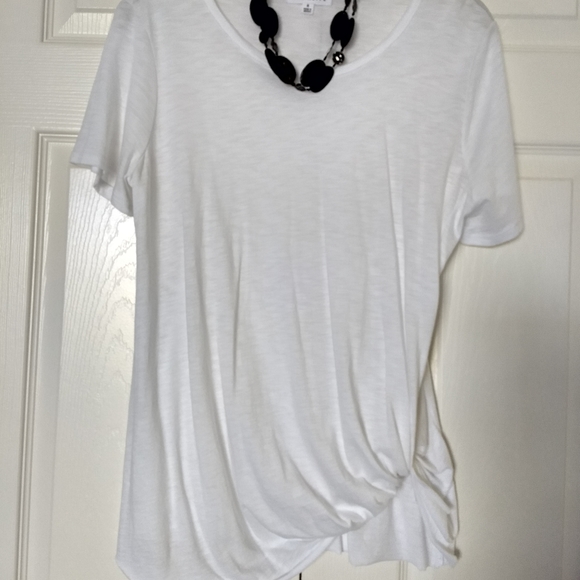Socialite Side Twist Short Sleeve Top Small